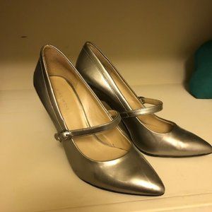 Nine West Silver Pumps